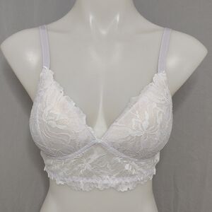 B. Luxe White Lace  Bra with Plunging Neckline And Metal Hardware
